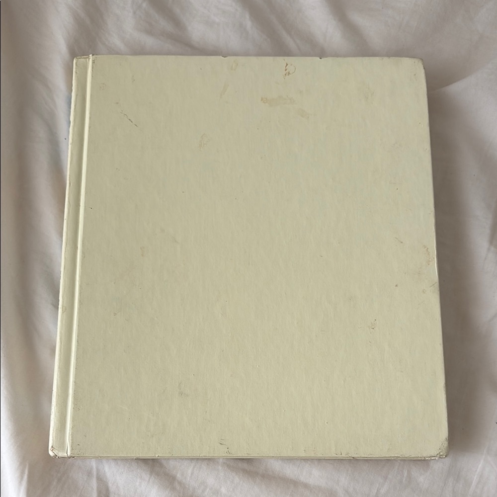 ❤️3/$15❤️ Home Cookin' with Dave's (Letterman) Mom Cookbook - Picture 4 of 15